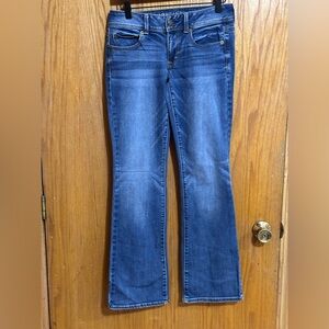 American Eagle Outfitters sz 6 Women's Dark Blue kick Boot Cut Jeans (JB2)